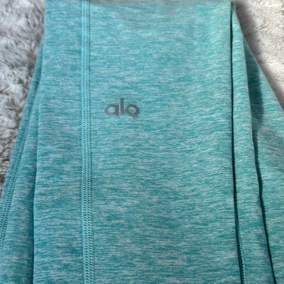 ALO Yoga | HIGH-WAIST ALOSOFT LOUNGE LEGGINGS Aqua Blue | XS - Picture 6 of 6